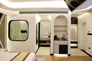 moc chau island the bullet hotel