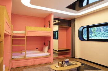 moc chau island the bullet hotel