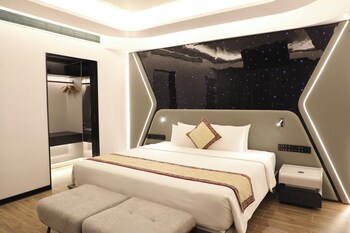 moc chau island the bullet hotel