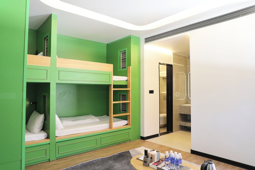 moc chau island the bullet hotel