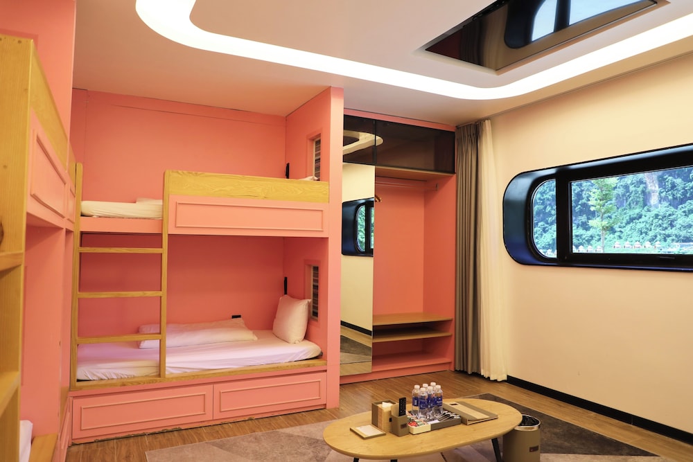 moc chau island the bullet hotel