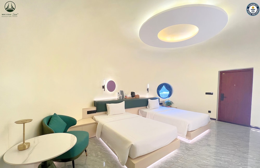 moc chau island the bullet hotel