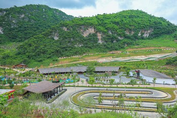 moc chau island the bullet hotel