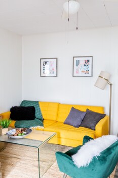 muskoka waterfront retreat