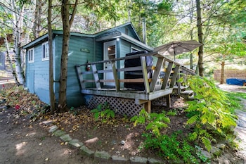 muskoka waterfront retreat