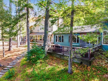 lake of bays