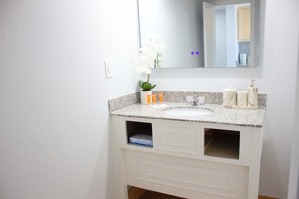 sun and sand resort oceanfront suites