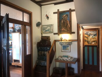 bluff hill lighthouse bandb