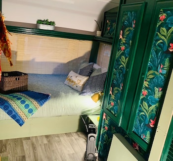 penhallow house glamping retreat