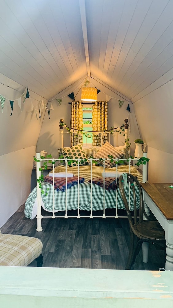 penhallow house glamping retreat