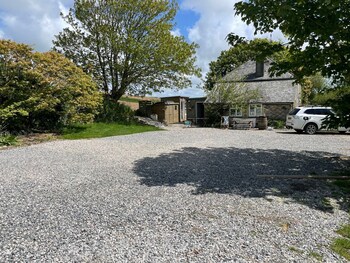 penhallow house glamping retreat