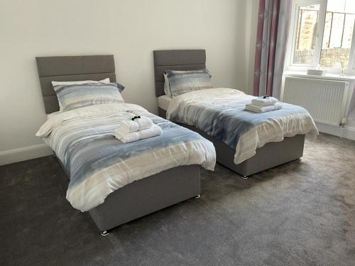 impeccable 2 bed apartment in eastbourne