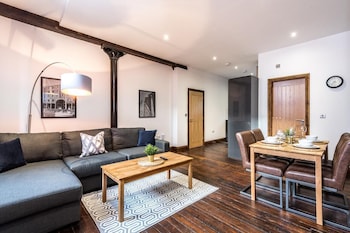 ustay 27 stanley street party apartments