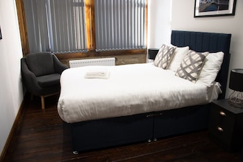 ustay 27 stanley street party apartments