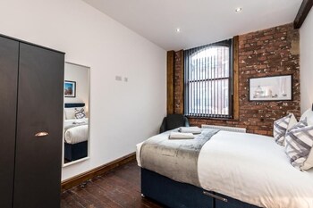 ustay 27 stanley street party apartments