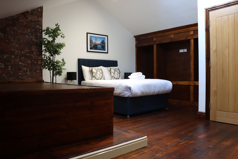 ustay 27 stanley street party apartments