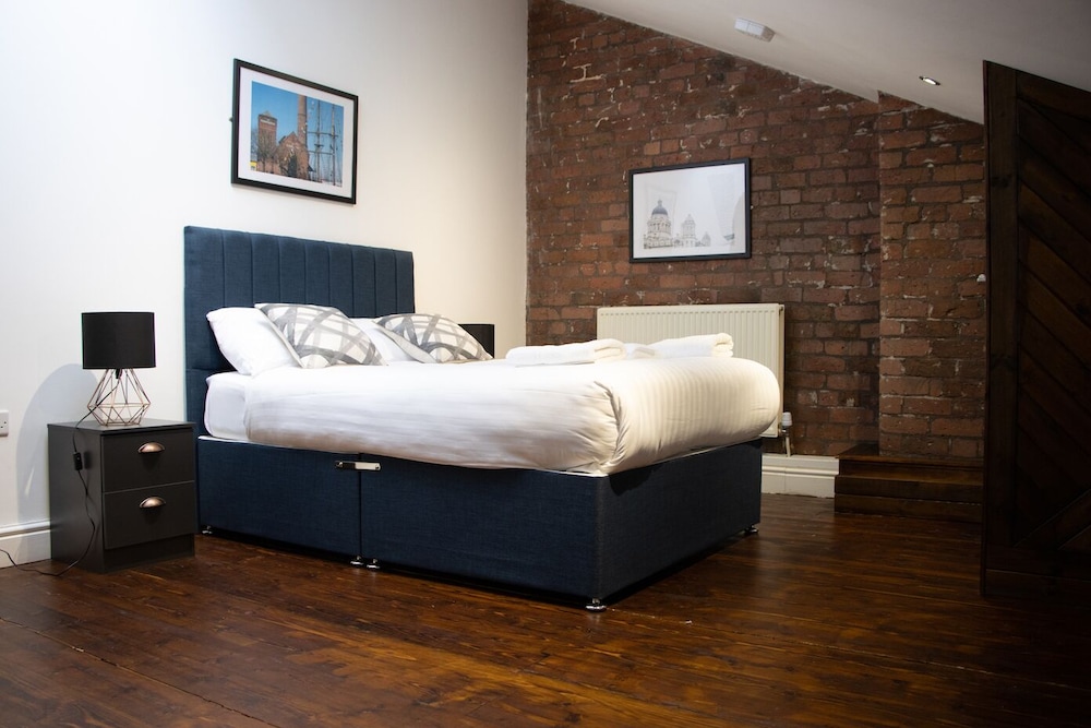 ustay 27 stanley street party apartments
