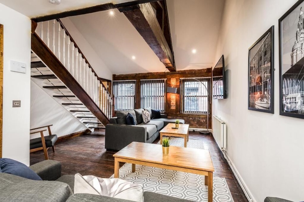 ustay 27 stanley street party apartments