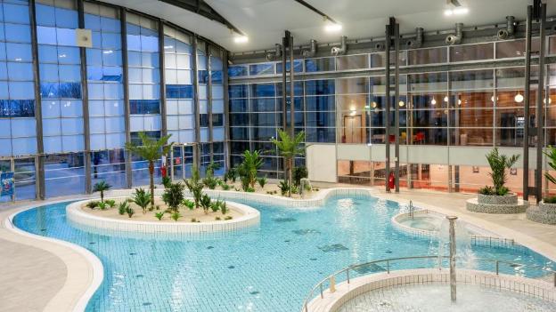 the jangle hotel paris charles de gaulle airport