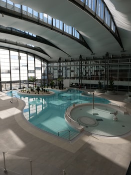the jangle hotel paris charles de gaulle airport