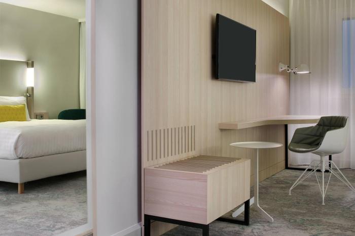 the jangle hotel paris charles de gaulle airport
