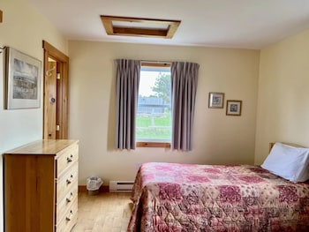 montgomery cavendish cottages