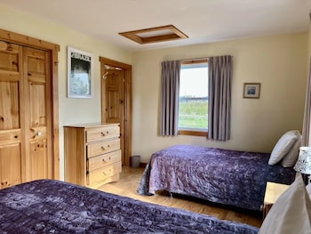 montgomery cavendish cottages