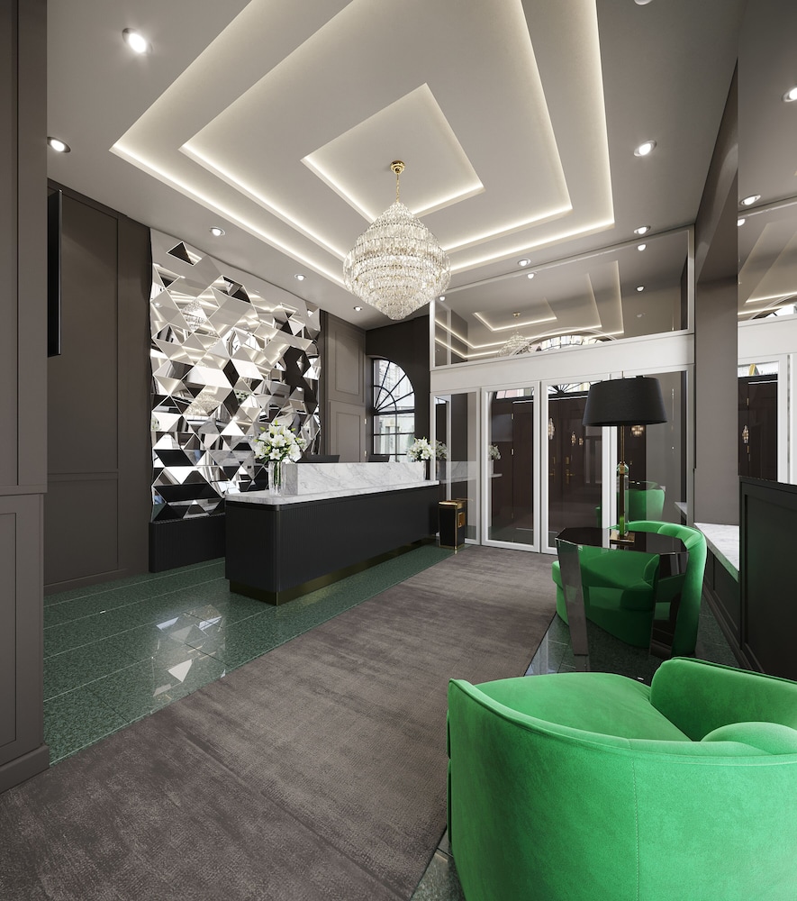 st palace hotel