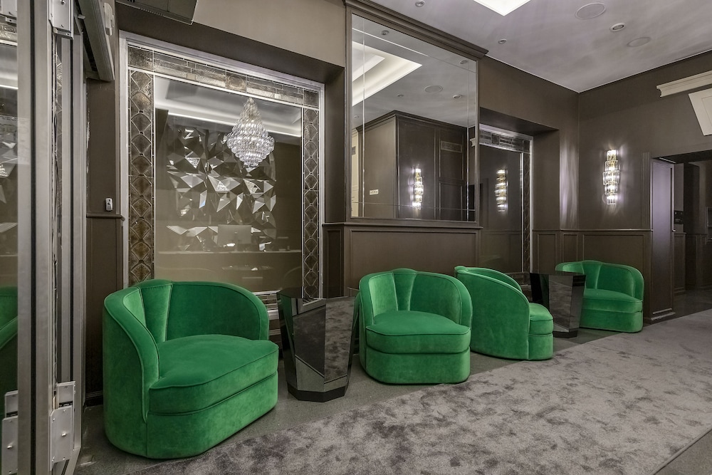 st palace hotel