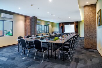eastern hotel bojonegoro