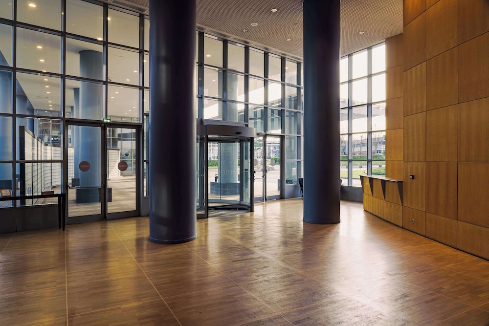 the atrium hotel and conference centre paris cdg