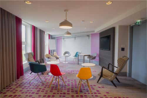 the atrium hotel and conference centre paris cdg
