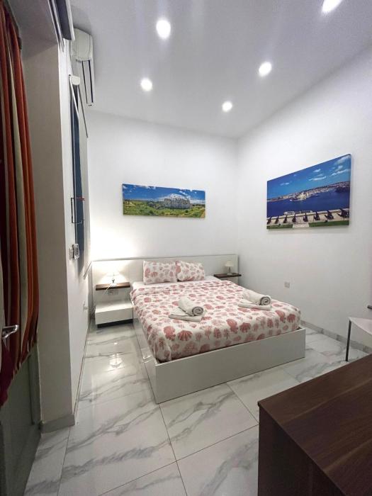 tritoni harbour suites