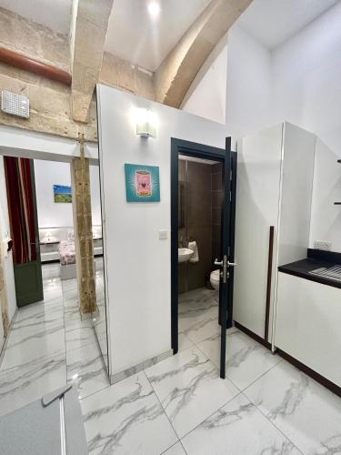 tritoni harbour suites