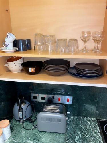 larnaca seaview rooms