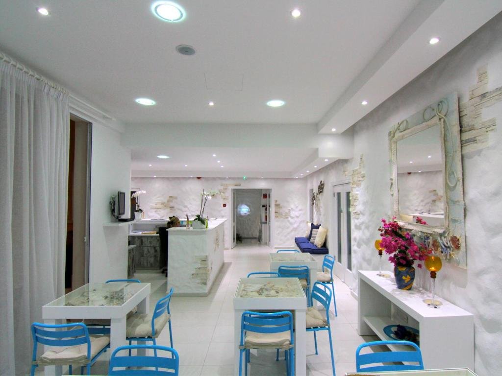 hotel opera