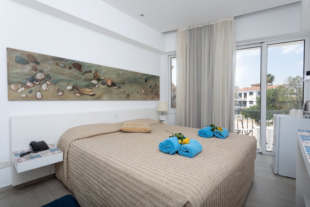 hotel opera