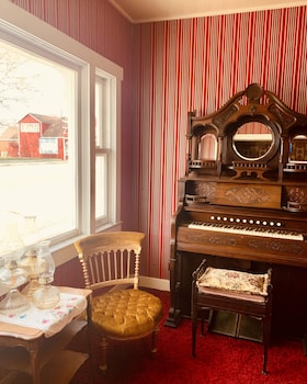 The Bodie Hotel,United States Of America>>Bridgeport,2 star