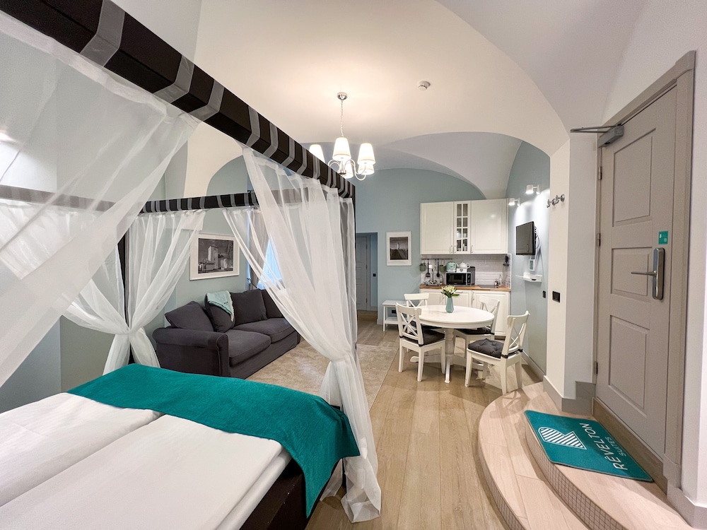 revelton suites riga