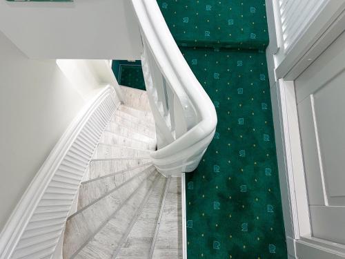 revelton suites riga