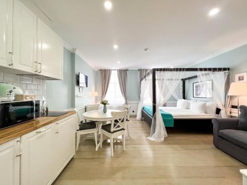 revelton suites riga