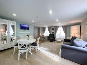 revelton suites riga