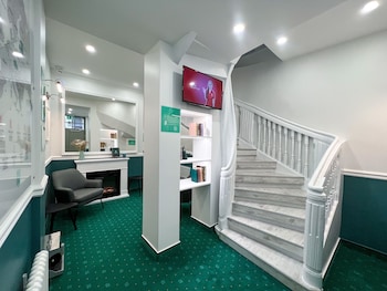 revelton suites riga