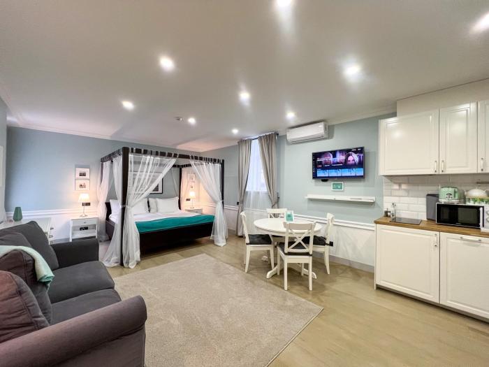 revelton suites riga