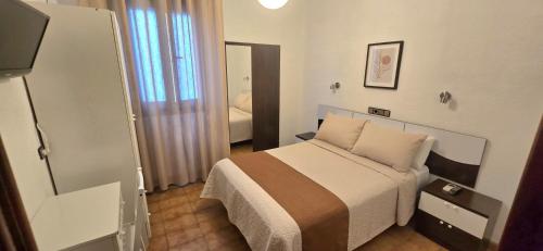 Hostal Prada,Área Metropolitana Y Corredor Del Henares>>Madrid,2 star