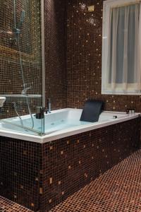 m house hotel