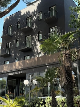 m house hotel