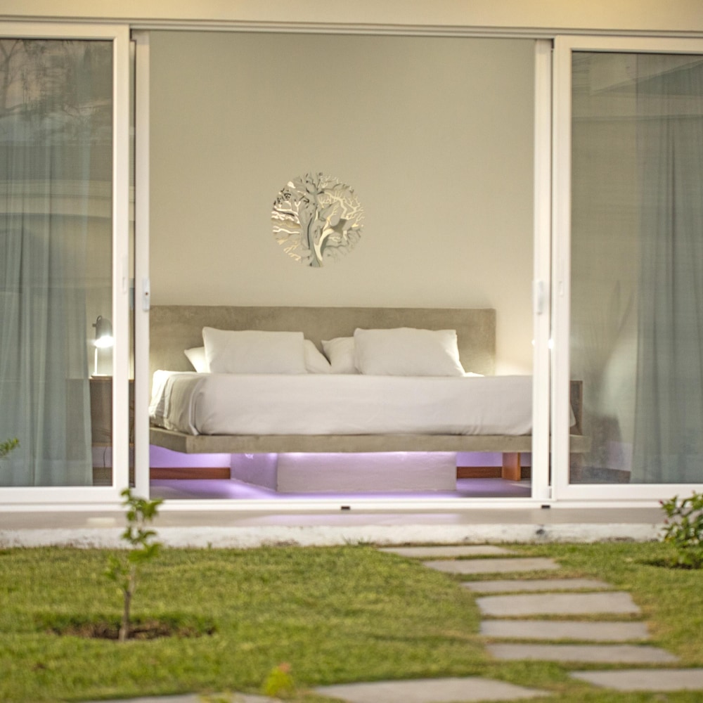 adeluna luxury ocean view villas