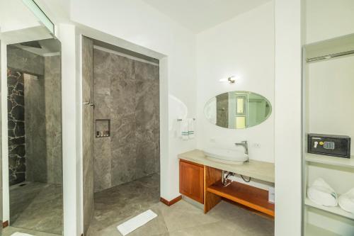 adeluna luxury ocean view villas