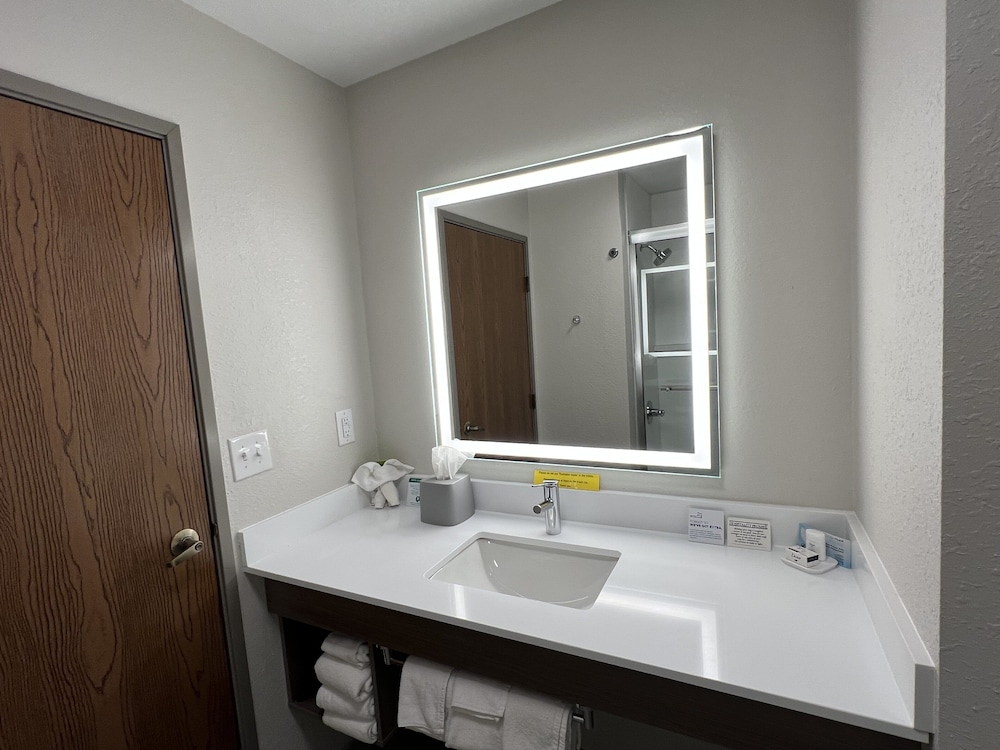 holiday inn express hotel and suites dubois by ihg